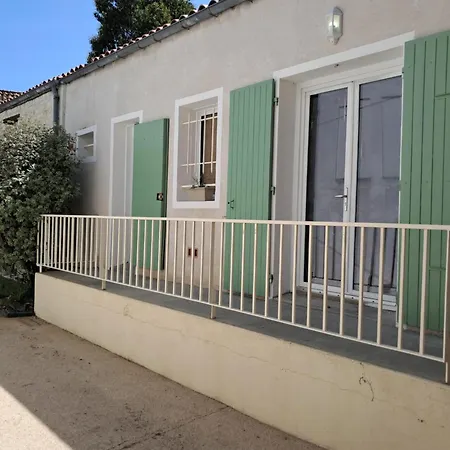 Chemin Du Vieux Puits Appartamento