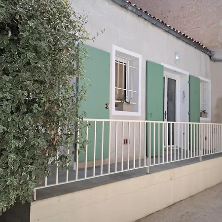 Chemin Du Vieux Puits * Surgères